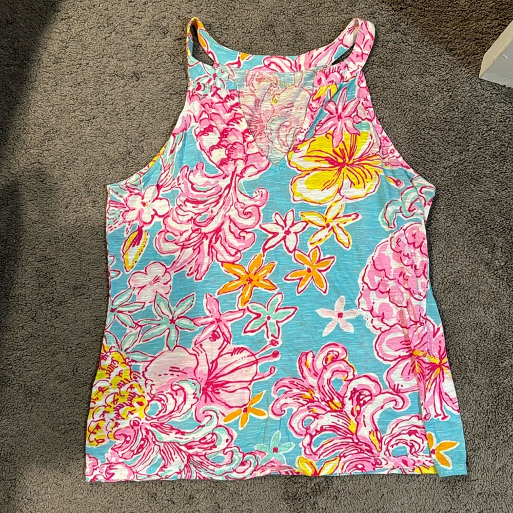 Lilly tank